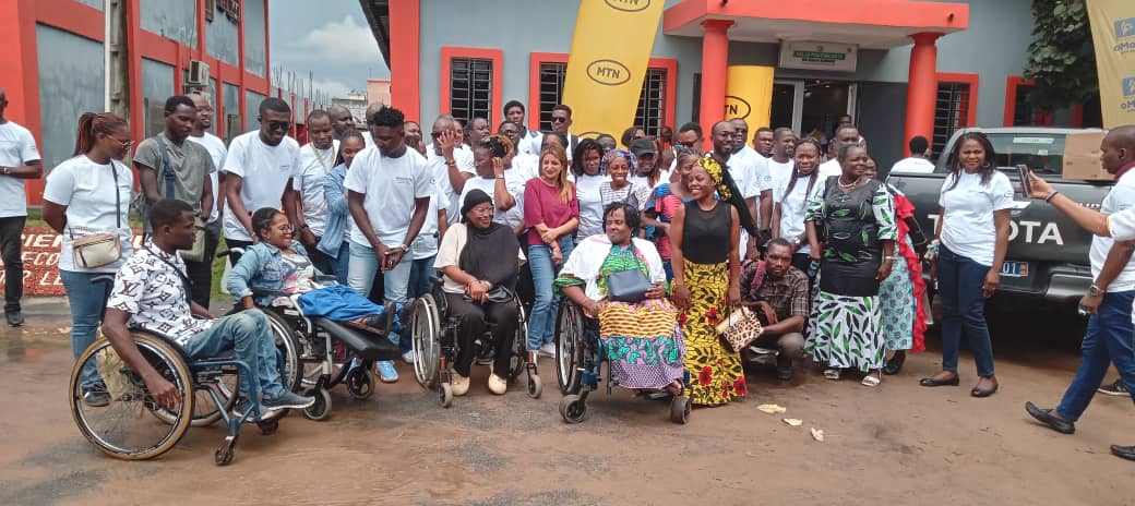 [Côte d’Ivoire/YelloCare] Les handicapés moteurs admiratifs devant les merveilles de l'IA