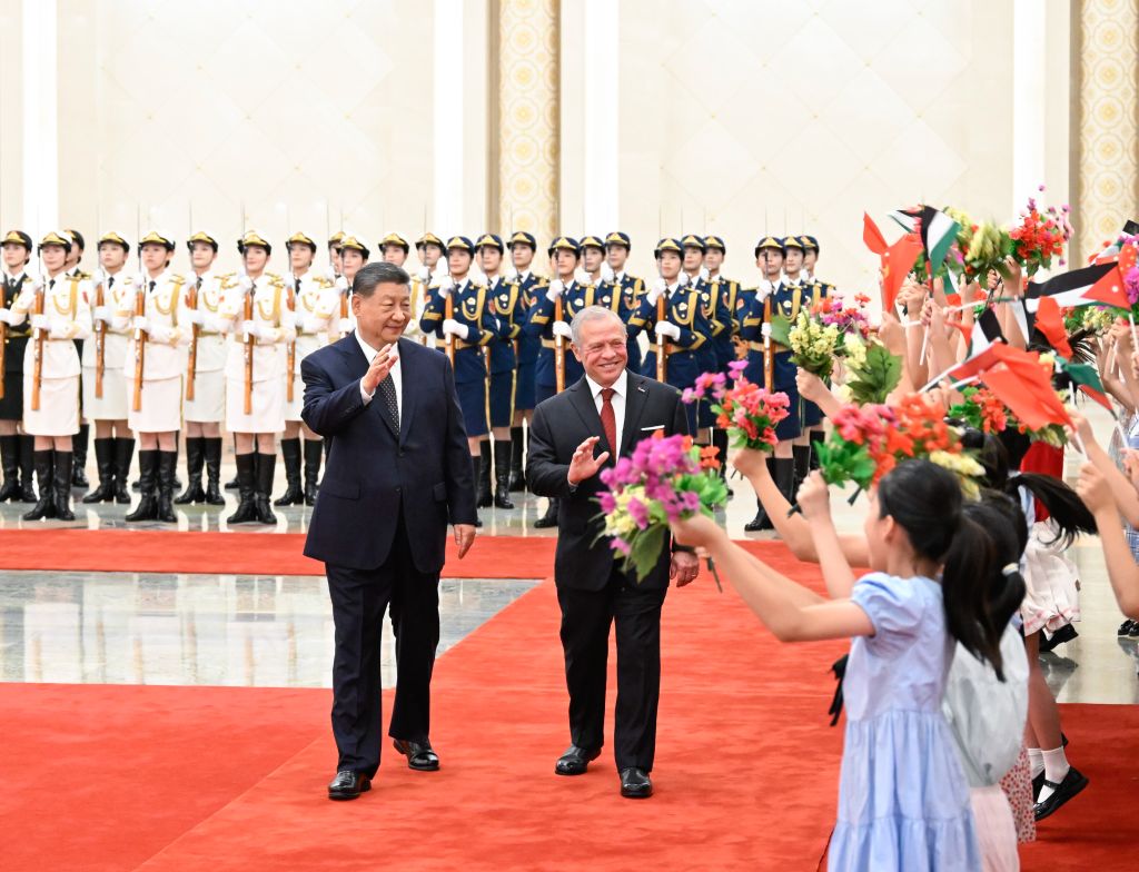 [Diplomatie] Xi Jinping reçoit le roi Abdallah II de Jordanie à Beijing