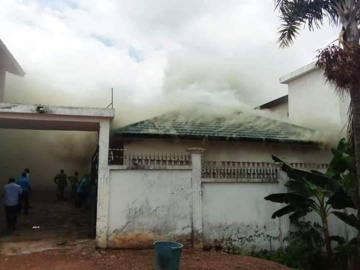 [Côte d’Ivoire Désobéissance civile] La résidence de Pascal Affi N’Guessan en fumée à Bongouanou