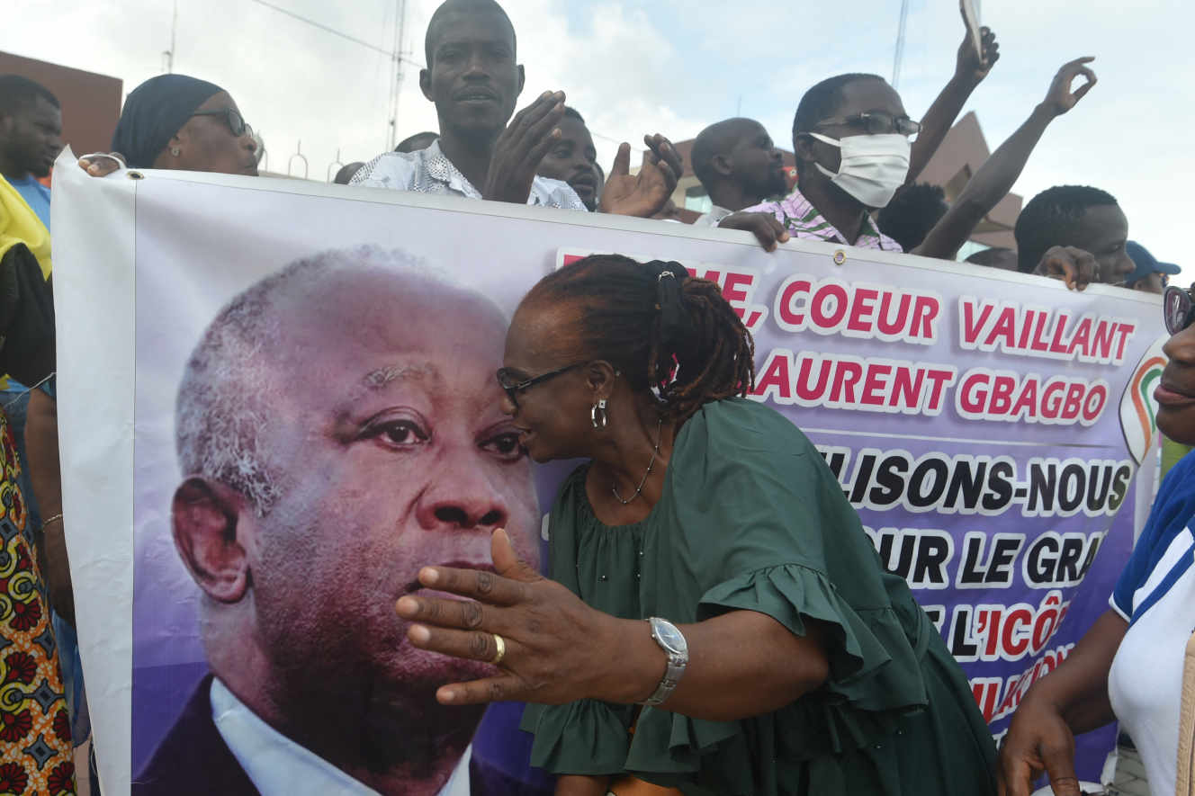 Une supportrice de Laurent Gbagbo à Abidjan, le 31 août 2020. SIA KAMBOU / AFP