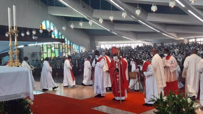 L'église catholique au coeur de la polémique en Côte d'Ivoire