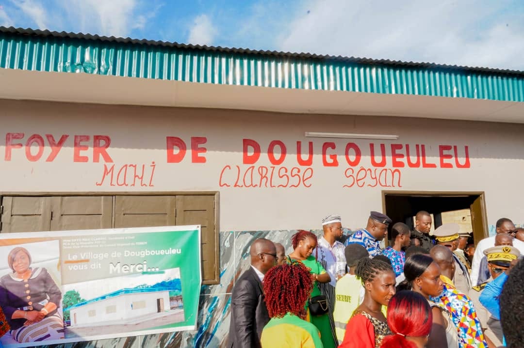 [Liesse à Dougboueuleu] Un don de Mme Mahi transfigure le village (reportage)