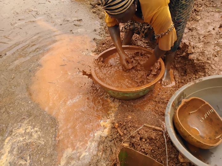 [Reportage] Espoir minier et défis écologiques en Côte d’Ivoire